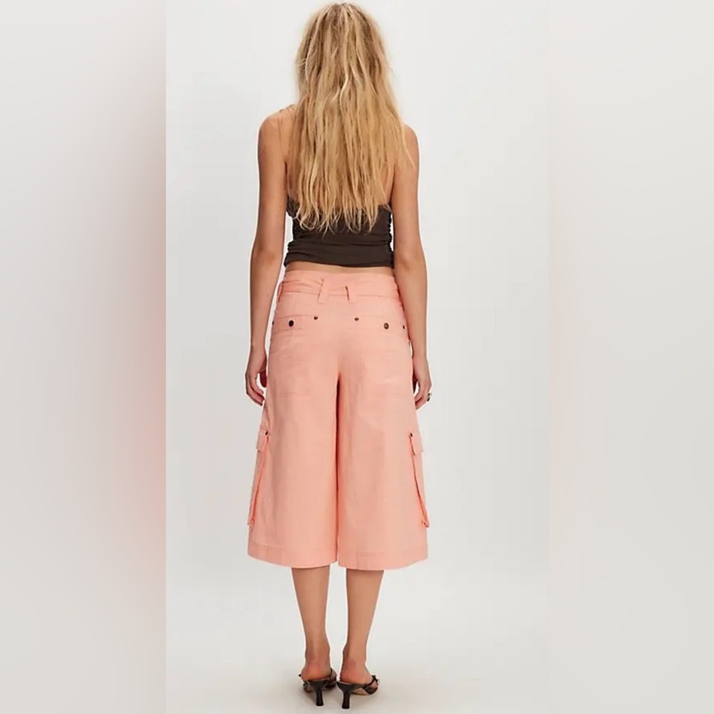 Free People Tidal Wave Cropped Pants. NWT CORAL PINK - Picture 2 of 3